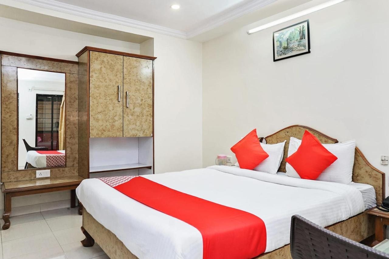 Hotel Rajdeep Pune Ngoại thất bức ảnh